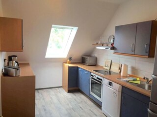 Vollständig ausgestattete Küche