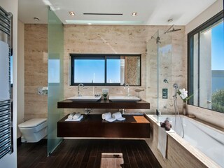 Villa Tavira Features 18