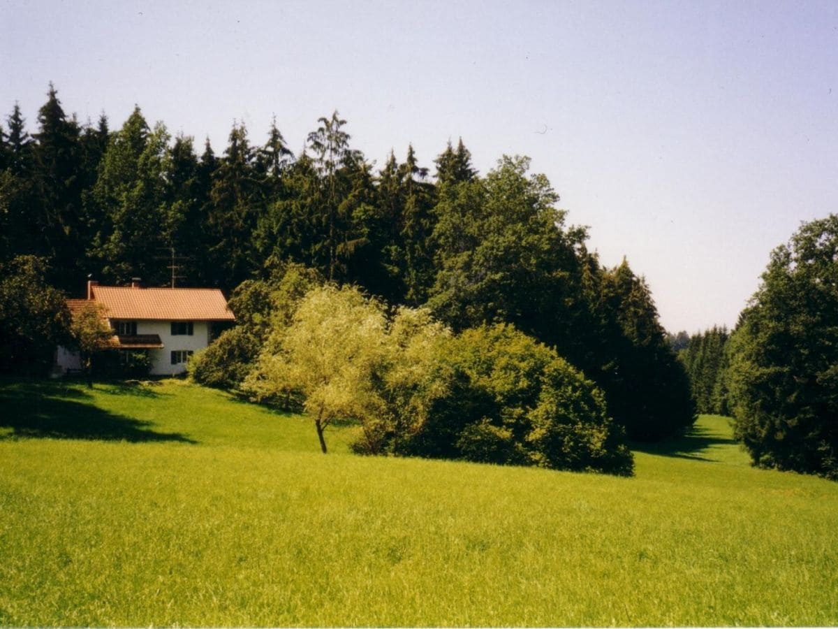 Ferienhaus Gunderding im Sommer