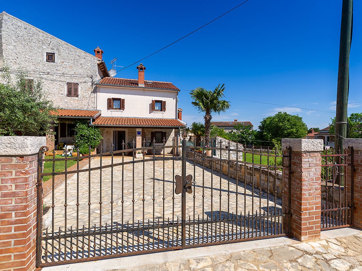 Casa de vacaciones Funtana Grabación al aire libre 1