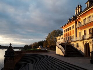 Schloß Pillnitz 5 km entfernt