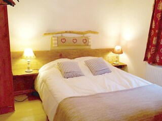 Alpine hut Châtel Features 15