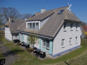 Ferienwohnung "Möwe" incl. 2 Fahrräder und WLAN