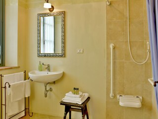 Villa Guardistallo Caratteristiche 24