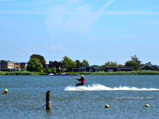 Holiday house Heerhugowaard Environment 33