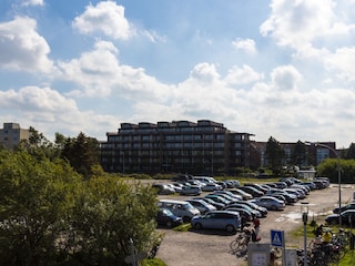 Haus Jan am Strand vom Deich aus gesehen
