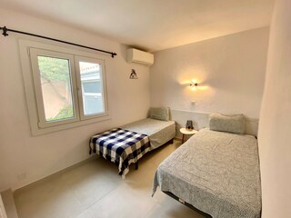ROOM 1 ( 2 PERSON)