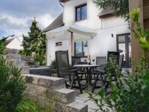 Spacious apartment with garden near the sea - Moenkebude - image1