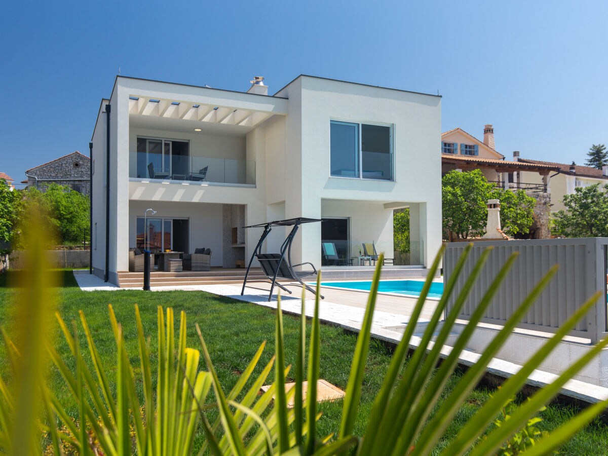 Villa Mit Meerblick Malinska Company Tradeing D O O Mr Vanja