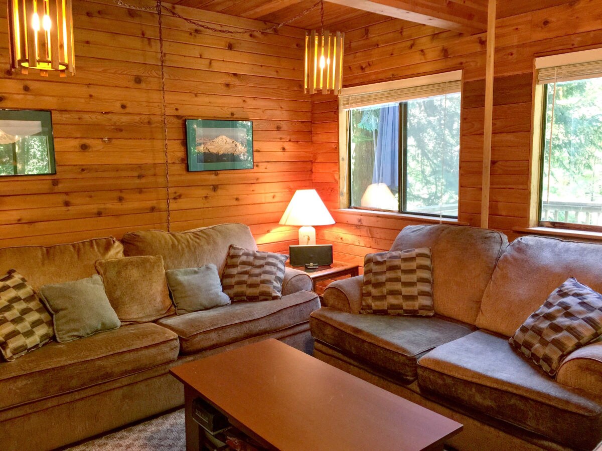 Holiday House Cabin 22 Hot Tub Bbq Wifi Pets Ok Sleeps 8