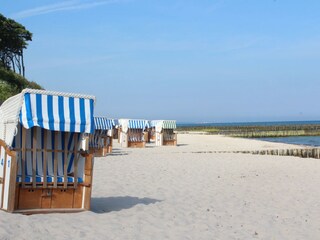 Strand mit Strandkörben zum Ausleihen