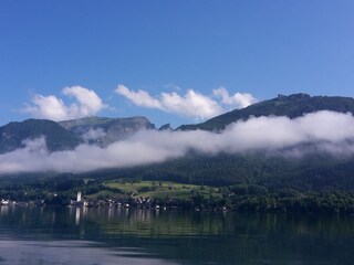 Wolfgangsee mit Bergpanorama