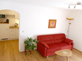 Wohnzimmer mit Schlafsofa