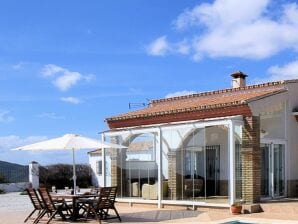 Villa spacieuse à Arenas avec vue sur la mer et piscine - Arènes - image1