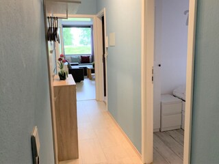 Neu renovierter Flur Neue Türen