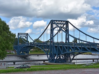 Kaiser-Wilhelm-Brücke