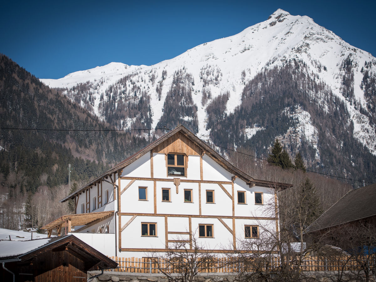 exterior view of Gletscher Apartments