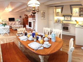 Küche, Essbereich und Wohnzimmer