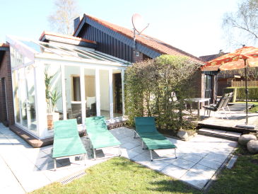 Ferienhaus am Meer - freistehend mit Wintergarten und Kamin