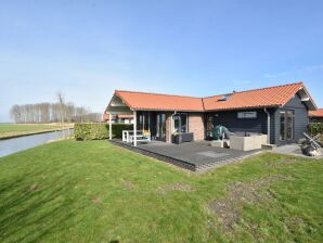 Vakantiehuis Gezellig familiehuis voor 4 personen met grote tuin en een vrij uitzicht - Kattendijke - image1