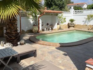 Holiday house Casa Lina 900m to the beach - Torredembarra - image1