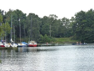 Segeln und Tretbootfahren am Haddorfer See