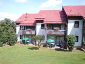 Blick auf Balkon und Terrasse der Wohnung