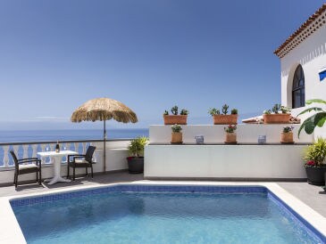 Villa Pinnacle