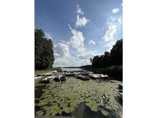 Ruderboot am Bootsanleger kostenfrei nutzbar