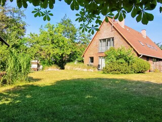 Haus Flut vom Garten
