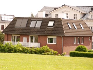 Unser Haus am Rande des Rasenparks
