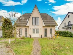 Ferienhaus in Bastorf mit Garten - Kägsdorf - image1