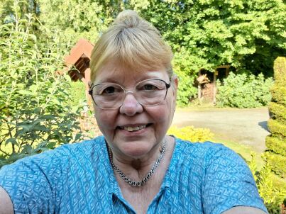 Frau Marina Bröcker