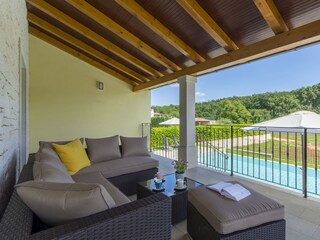 Villa Barat Ambiente 13