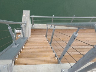 Treppe zur Dachterrasse