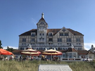 Die Promenade mit Cafés