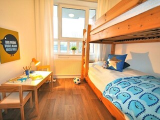 Kinderzimmer mit Etagenbetten