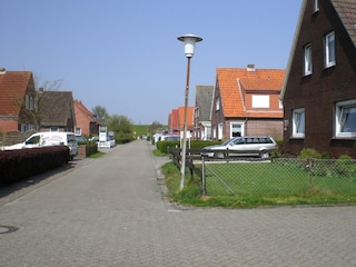 Außenansicht mit Blick zum Deich
