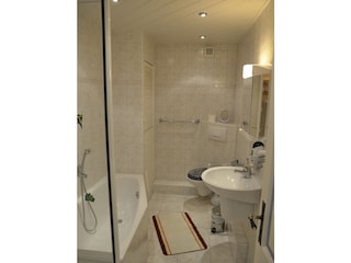 Holiday apartment Bremerhaven Bathroom 11