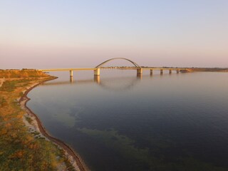 Blick zur Fehmarnsundbrücke