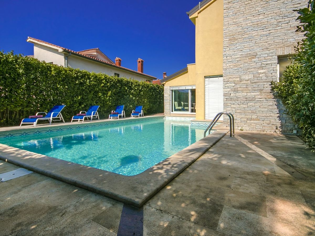 Villa Porec Buitenaudio-opname 1