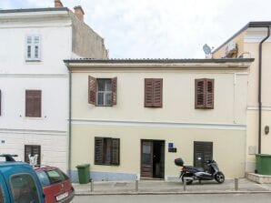 Appartement - Apartment Eva Storia Parentina