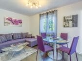 Apartment Kardumovic Purple