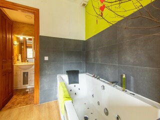 Apartment Welt Features 29