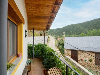 Apartment Welt Outdoor Recording 10