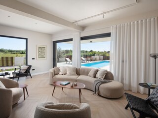 Villa Mali Maj Features 12