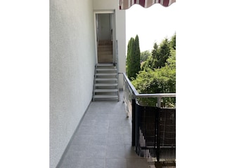 Eingang zur Wohnung über die Terrasse