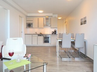 Meeresbrise, Ferienwohnung 02, moderne Küchenzeile
