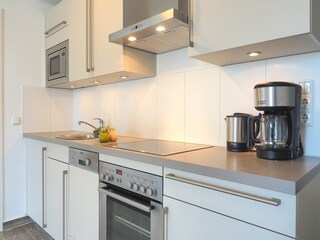 Meeresbrise, Ferienwohnung 02, moderne Küchenzeile