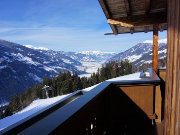 Apartment Alpenstyle by Katharina